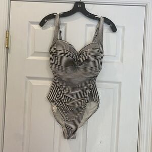 Niptuck Women’s Striped One Piece Bathing Suit Size 8